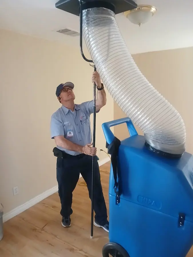 Mini Split Installation technician using HEPA equipment in Chili